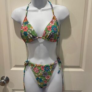 Wild Fable Multicolor Floral Bikini Set